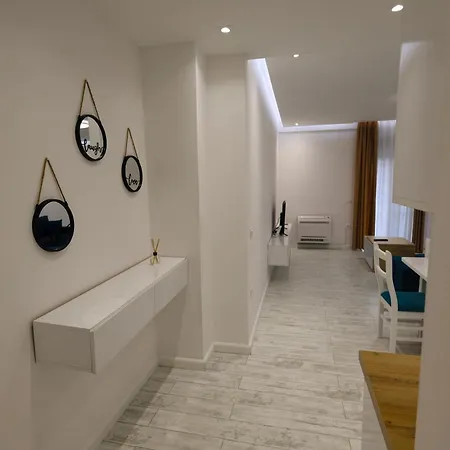 Anoor West * Durrës